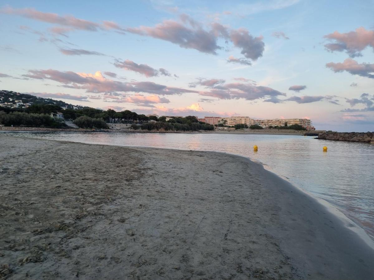 Sete Vue Mer Linge Fourni Apartment Luaran gambar